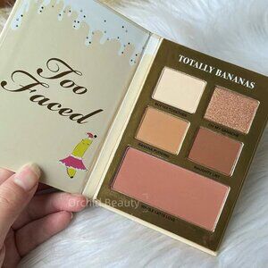 Too Faced Totally Bananas Eyeshadow & Blush Palette~(Sold Out)